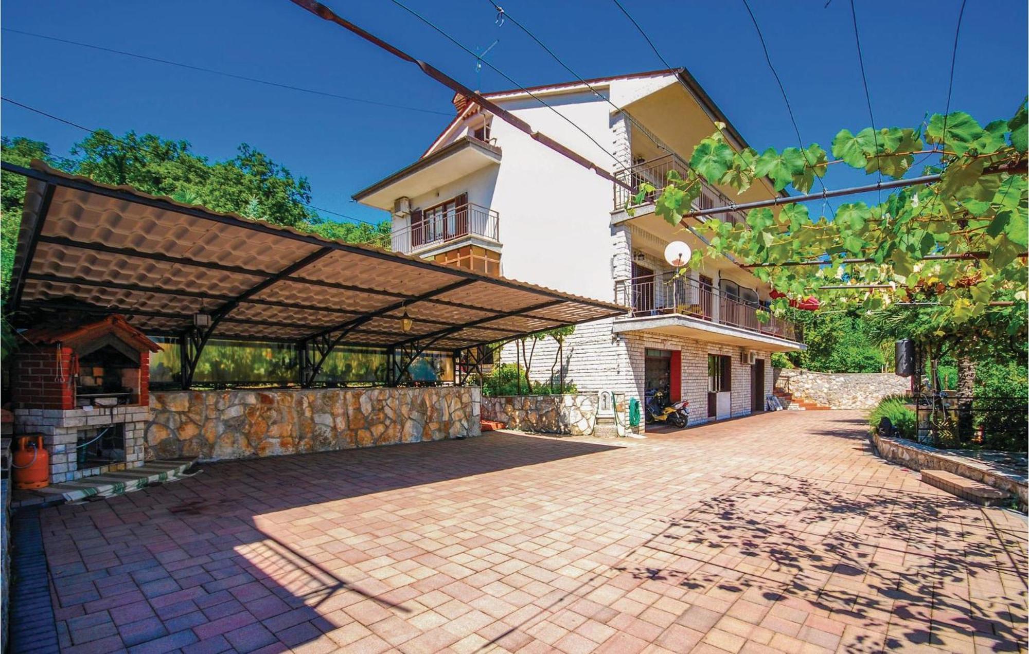 Beautiful Apartment In Lovran With Wifi Exterior photo