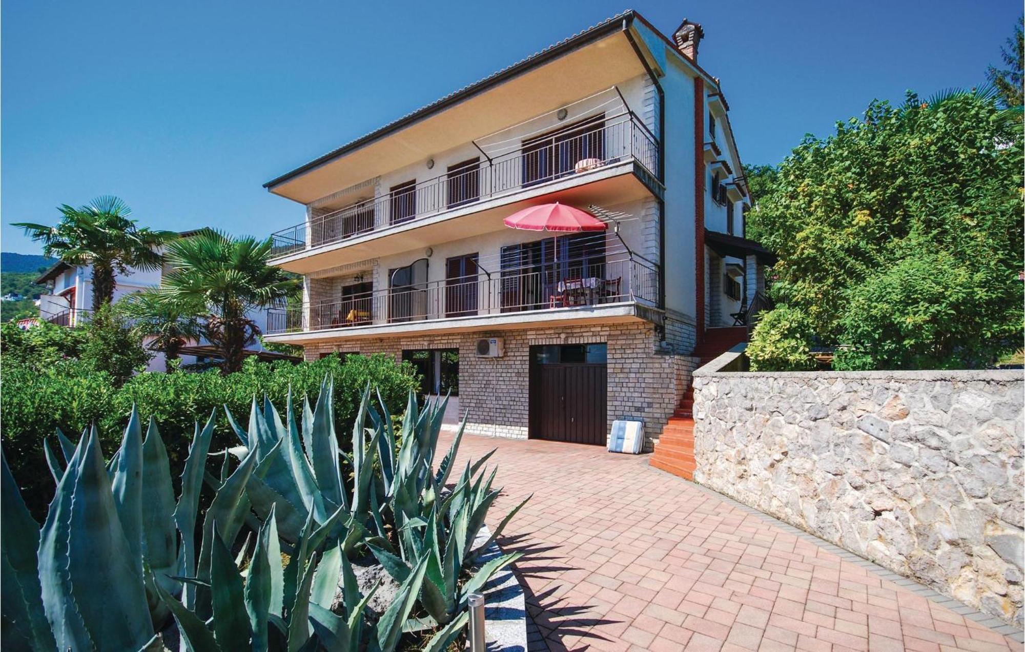 Beautiful Apartment In Lovran With Wifi Exterior photo